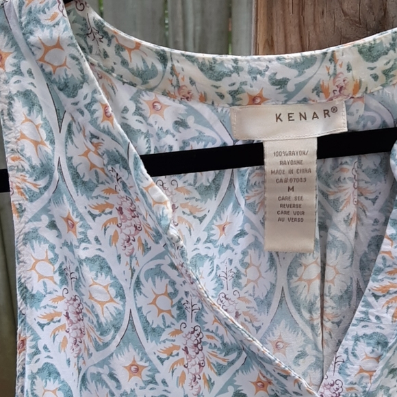 Summer Top - Picture 2 of 3